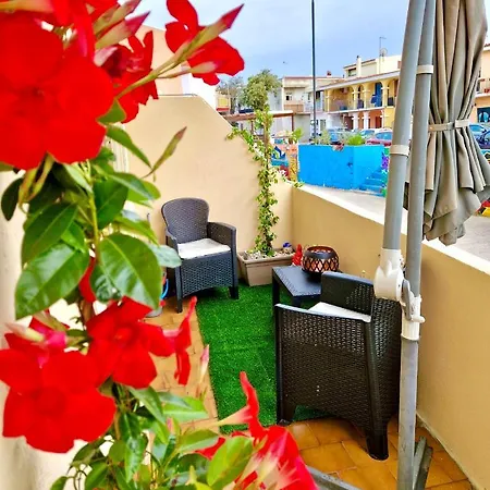 Apartment Vacanze A Pochi Passi Dal Mare *